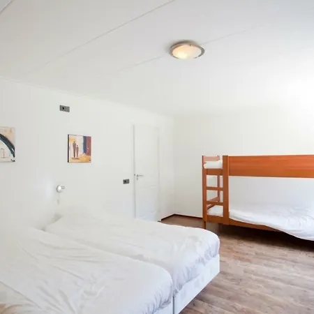 Be Superieur 12 Personen * 埃德